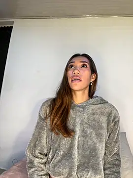 zoe storm online show from September 2025 11:18:02 PM