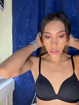 Snapshot of zoe_storm chatting on February 2026 12:28:01 AM zoe storm online show from February 2026 12:28:01 AM