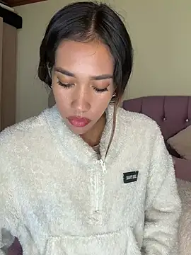 Snapshot of zoe_storm chatting on April 2026 12:39:01 AM zoe storm online show from April 2026 12:39:01 AM