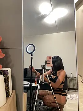 Snapshot of Go_Meg chatting on November 2025 11:38:01 PM Go Meg online show from November 2025 11:38:01 PM