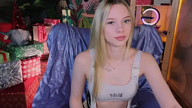 Snapshot of katt__y chatting on December 2025 05:16:01 AM katt y online show from December 2025 05:16:01 AM