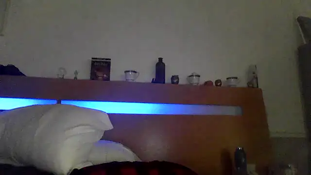 yourcourage1 online show from October 2025 02:34:02 AM