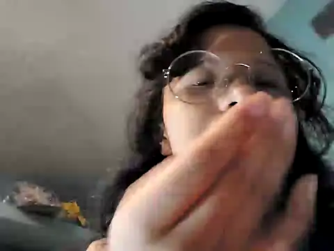 Snapshot of CelestGirl chatting on January 2025 05:15:02 AM CelestGirl online show from January 2025 05:15:02 AM