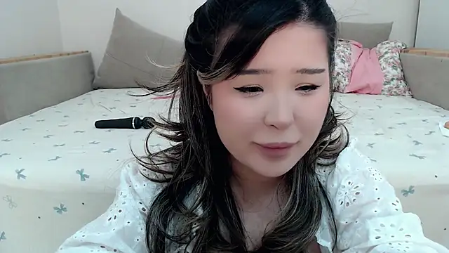 Minamin 20 online show from May 2026 11:21:01 PM
