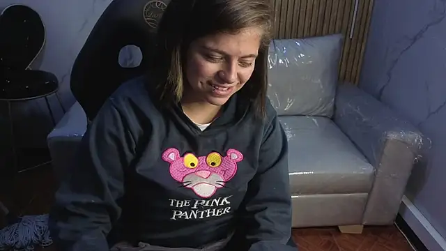 Kitten Cam online show from July 2026 03:53:02 AM