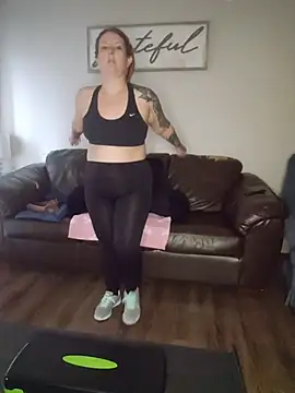 TattedMamaXOXO online show from November 2025 06:30:01 PM