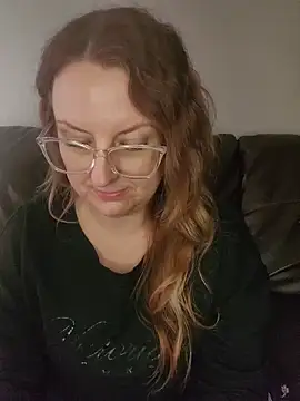 TattedMamaXOXO online show from December 2025 07:12:02 PM