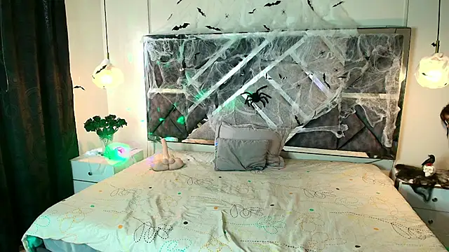 Snapshot of MysticMature chatting on October 2025 03:20:02 PM MysticMature online show from October 2025 03:20:02 PM