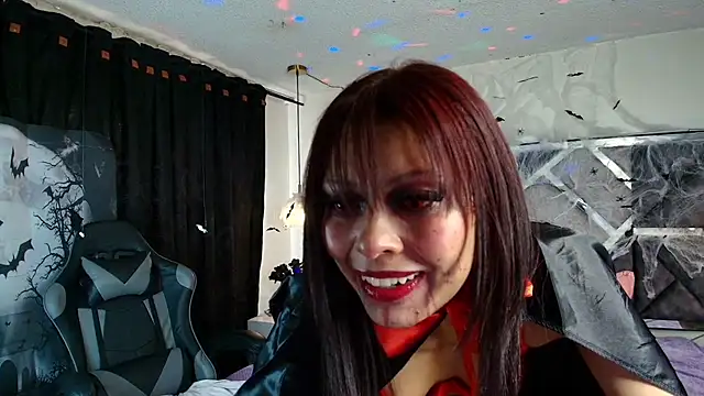 Snapshot of MysticMature chatting on October 2025 06:57:02 PM MysticMature online show from October 2025 06:57:02 PM