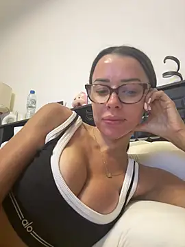 SexySophiaax online show from March 2026 03:45:01 PM