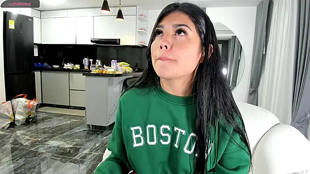 Snapshot of 1lubonnie chatting on March 2025 01:03:02 AM 1lubonnie online show from March 2025 01:03:02 AM