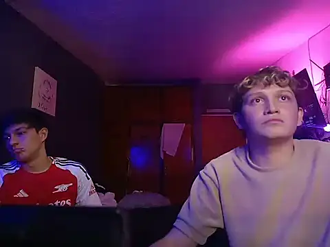 nanohotyalehorny online show from January 2025 09:28:01 PM