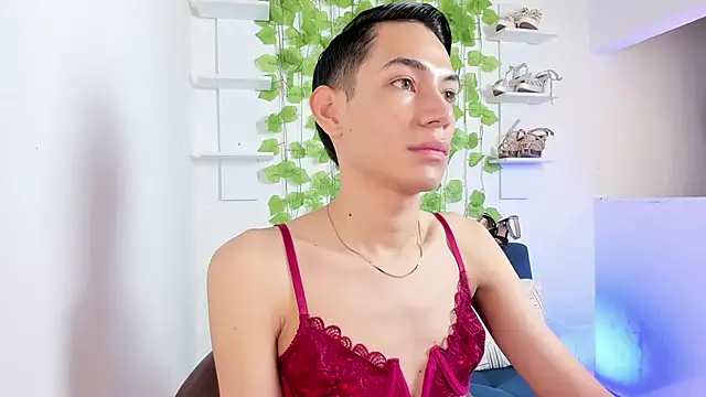 JackeOwens online show from May 2026 01:37:02 PM