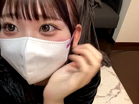 Snapshot of shina_mo_n_ch chatting on November 2025 02:12:02 PM shina mo n ch online show from November 2025 02:12:02 PM