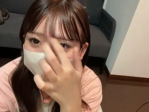 Snapshot of shina_mo_n_ch chatting on November 2025 04:11:02 PM shina mo n ch online show from November 2025 04:11:02 PM