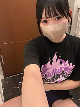 Snapshot of shina_mo_n_ch chatting on December 2025 03:49:02 AM shina mo n ch online show from December 2025 03:49:02 AM