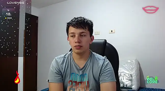 Snapshot of Alan_red chatting on March 2025 02:37:01 AM Alan red online show from March 2025 02:37:01 AM