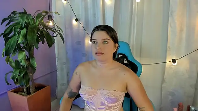 Lia little18 online show from June 2026 09:25:02 PM