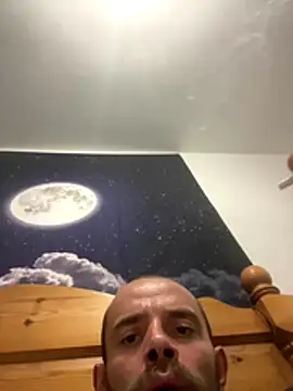 wyattstone online show from October 2025 05:43:02 AM