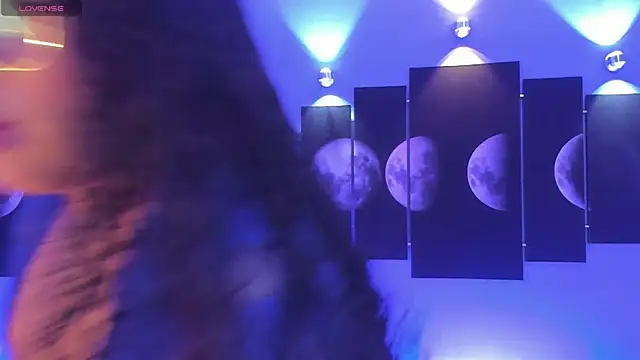 Snapshot of tatii_moon chatting on March 2025 03:34:02 AM tatii moon online show from March 2025 03:34:02 AM