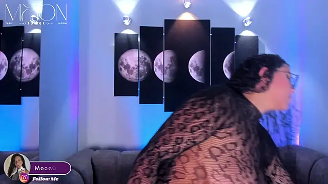 Snapshot of tatii_moon chatting on October 2025 04:27:01 AM tatii moon online show from October 2025 04:27:01 AM