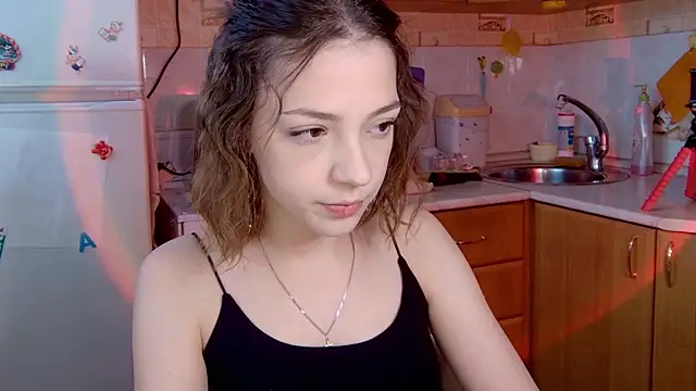 Snapshot of PamBeesly chatting on February 2026 08:18:02 AM PamBeesly online show from February 2026 08:18:02 AM