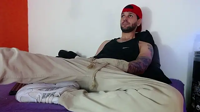 Cristian white online show from March 2026 10:59:02 PM