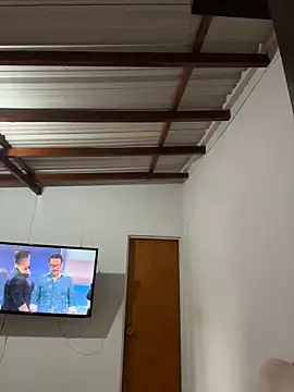 Bella Smiith  online show from November 2025 04:40:02 PM