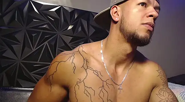 Snapshot of Jacob_Beckett chatting on February 2025 11:25:02 PM Jacob Beckett online show from February 2025 11:25:02 PM