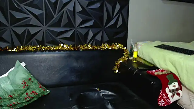 Snapshot of Jacob_Beckett chatting on December 2025 09:43:02 PM Jacob Beckett online show from December 2025 09:43:02 PM