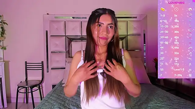 emili clark online show from January 2025 04:43:01 AM