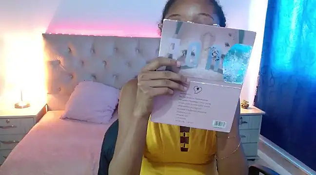 LITTLEDOLLHOT online show from February 2025 07:52:02 PM