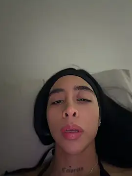 sophierooy22 online show from June 2026 07:23:01 PM