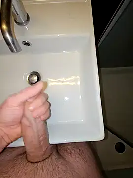 Snapshot of BigDick_97 chatting on January 2025 10:21:02 AM BigDick 97 online show from January 2025 10:21:02 AM