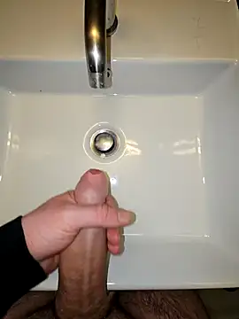 Snapshot of BigDick_97 chatting on January 2025 01:38:01 PM BigDick 97 online show from January 2025 01:38:01 PM