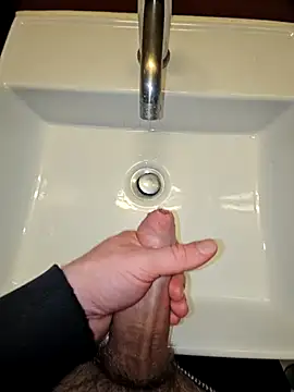 Snapshot of BigDick_97 chatting on February 2025 11:36:02 PM BigDick 97 online show from February 2025 11:36:02 PM