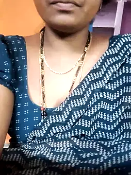 Snapshot of Vani19 chatting on September 2025 02:44:02 PM Vani19 online show from September 2025 02:44:02 PM