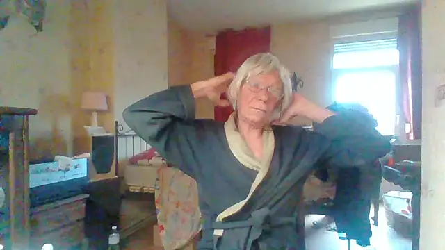 rosanetrav online show from May 2026 06:08:01 AM