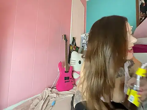 Snapshot of Angelxxbabyx chatting on January 2025 01:50:01 AM Angelxxbabyx online show from January 2025 01:50:01 AM