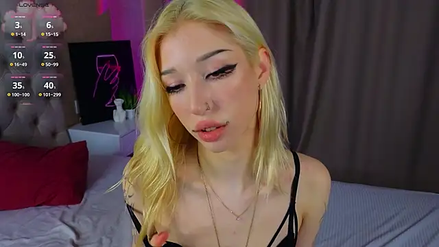 Snapshot of SallyCha chatting on February 2026 07:18:02 AM SallyCha online show from February 2026 07:18:02 AM