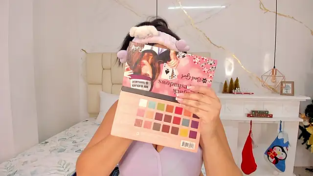 Snapshot of fierygroup chatting on January 2025 09:54:01 PM fierygroup online show from January 2025 09:54:01 PM