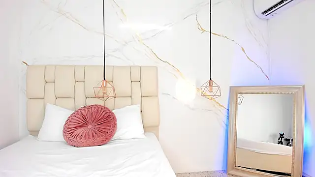 Snapshot of fierygroup chatting on January 2025 01:08:01 AM fierygroup online show from January 2025 01:08:01 AM