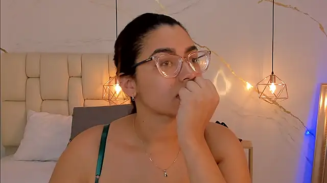 Snapshot of fierygroup chatting on March 2025 09:54:02 PM fierygroup online show from March 2025 09:54:02 PM