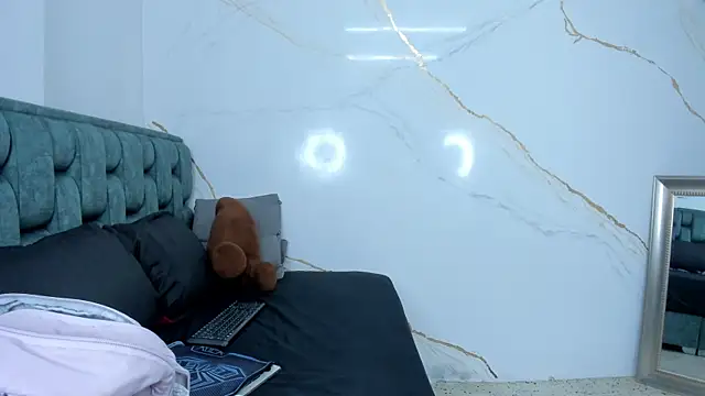 Snapshot of fierygroup chatting on September 2025 11:43:01 PM fierygroup online show from September 2025 11:43:01 PM