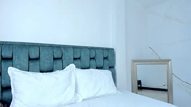 Snapshot of fierygroup chatting on October 2025 11:38:01 PM fierygroup online show from October 2025 11:38:01 PM