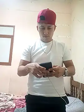 LuisMex1998 online show from November 2025 01:27:02 AM