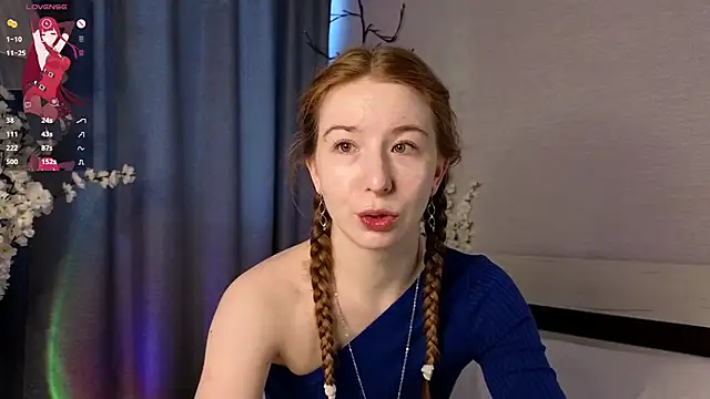 Snapshot of MarjorieBrown chatting on September 2025 09:30:01 AM MarjorieBrown online show from September 2025 09:30:01 AM