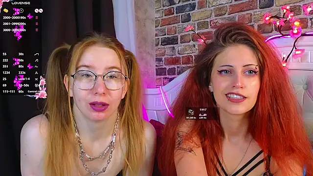 Snapshot of MarjorieBrown chatting on November 2025 07:35:01 PM MarjorieBrown online show from November 2025 07:35:01 PM