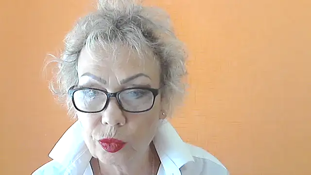 Snapshot of NessyJenixs chatting on September 2025 06:45:02 AM NessyJenixs online show from September 2025 06:45:02 AM