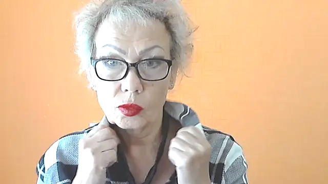 Snapshot of NessyJenixs chatting on September 2025 06:30:02 AM NessyJenixs online show from September 2025 06:30:02 AM